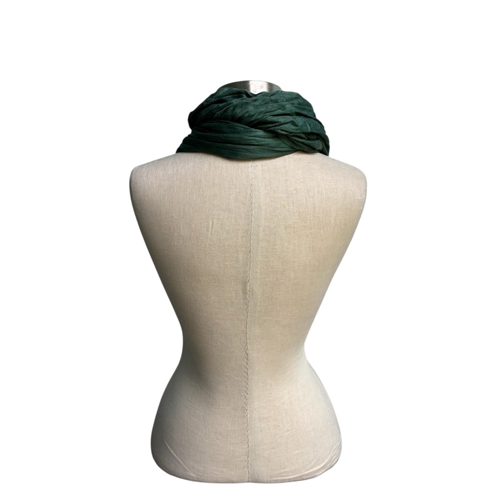 Emerald green infinity scarf - Picture 8 of 11